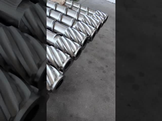 Nitrided Injection Screw Barrel 900-1000 HV for Plastic Molding