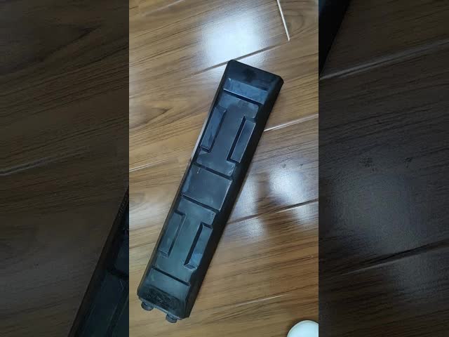 grampo do comprimento de 450mm nas almofadas de borracha da trilha para a máquina escavadora 450HD