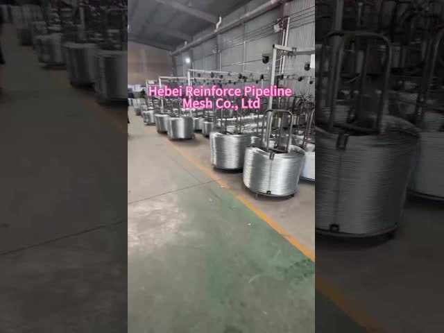 Custom 2.2 MM Welded CWC Pipeline Reinforced Mesh 140m 280m Length Per Roll