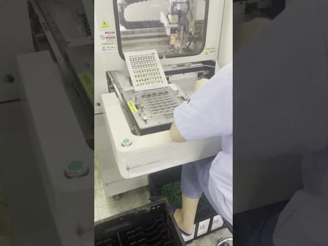 Automatic Routing Machine Pcb Dustproof With 320*320mm Working Area