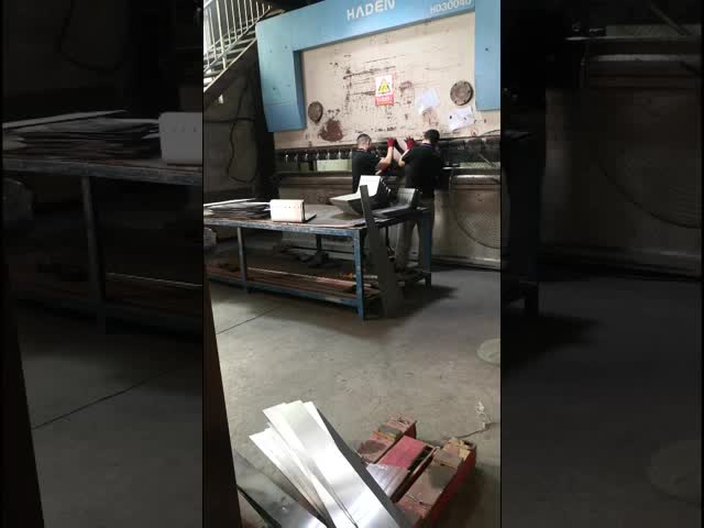 Garbage and Recycling Bin Outdoor Storage Outdoor Steel Sorting Garbage Bin with Cover