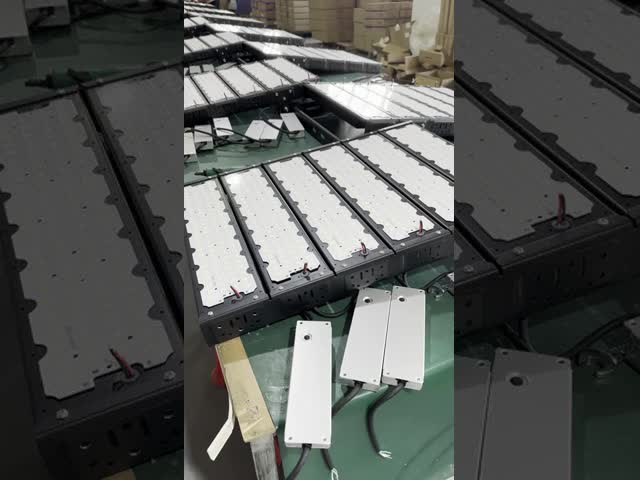 IP65 Waterproof LED Street Light with Aluminum+PC Material and 50W-300W Wattage for Outdoor Lighting