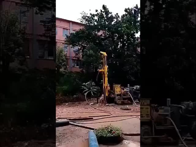 200 Meter Trailer Type Water Well Drilling Rig Manufacturer video