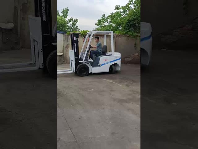 Stock Used TCM Mini Forklift 3ton FD30 FD25 FD50 1.5ton 5ton Excavators Core Components Engine Gearbox Gear Available For Sale video
