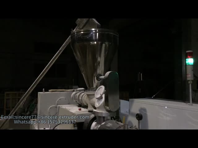 20-63mm プラスチック PVC PP PE 二重管押出機押出ライン製造機 PVCパイプ製造ライン パイプ製造機