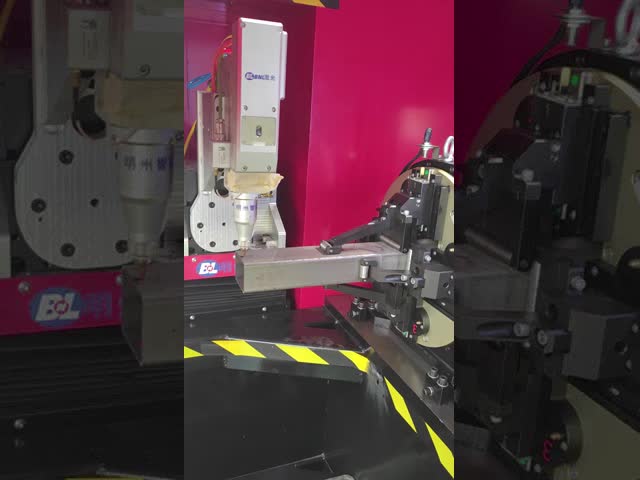 Auto Pneumatic Tube Laser Cutter for φ8mm-φ120mm Pipes with ±0.03mm Accuracy