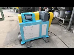 Chemical Powder Pellet Machine Granulators NPK Compound Fertilizer Granule Making Machine Double Roller Press Granulator video