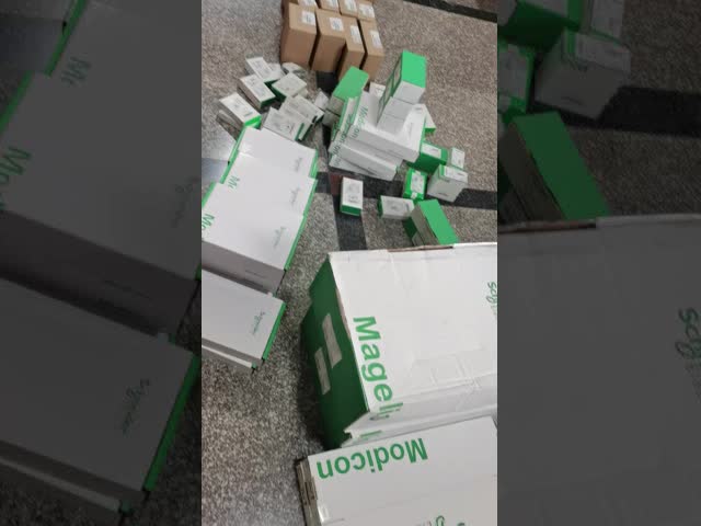 16 Inputs Schneider Module Modicon STB Basic Digital Input Module 24V DC