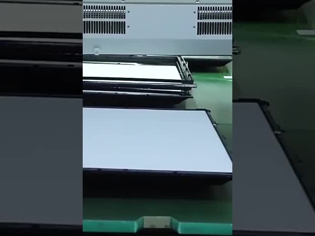 Popular Big Size 65'' 4K Smart LED TV QLED Technology 3840×2160 Resolution