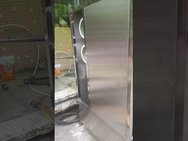 Varying Capacity Reverse Osmosis Desalination System With Pressure Pump