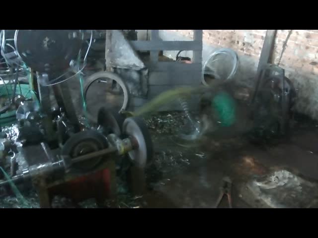 High Tensile Barbed Wire / 2.5mm Barbed Fencing Wire 250m Length