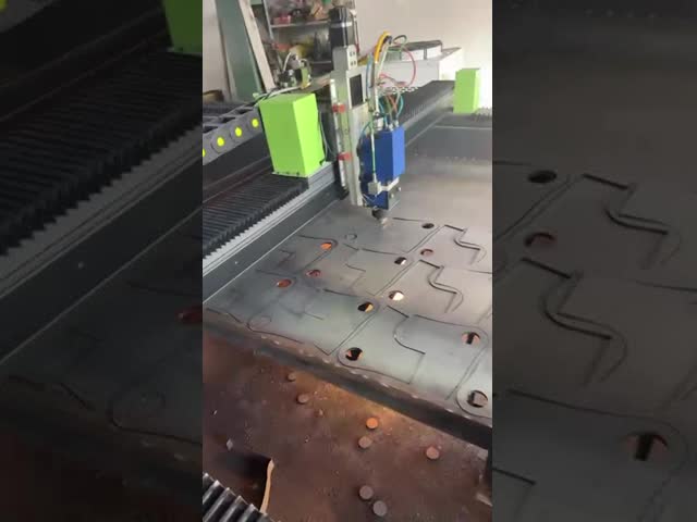 Portable Laser Cutting Machine Cut Solution Large Format Steels Metal Plate 400W  AX3000 High-power Laser Cutting System