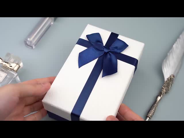 14cm 20cm Custom Made Cardboard Boxes Top And Bottom Cover Bow Gift Box
