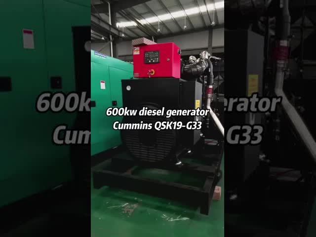 700KW Cummins Diesel Generator Set Standford Generator Black Color 50/60hz