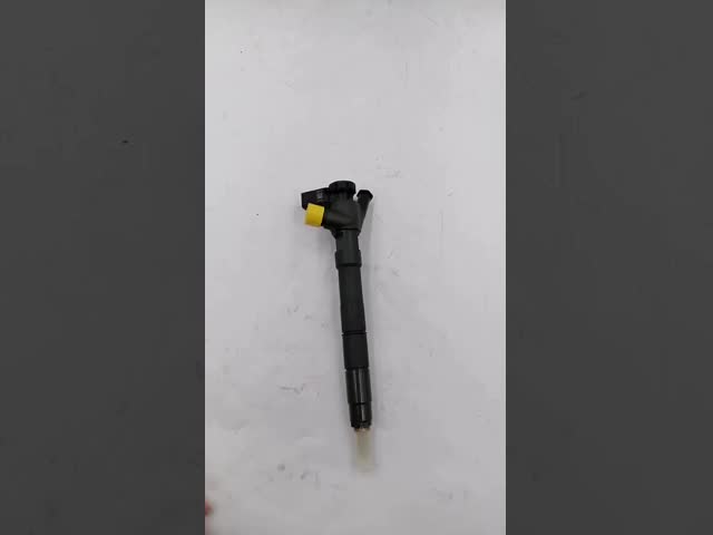 28565335 Nozzle Diesel Fuel Injector for Engine Parts