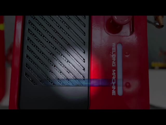 Air Cooling Fiber Laser Welding Machine For Metal Portable Carbon Steel Stainless Steel 800W 1200W 1500W