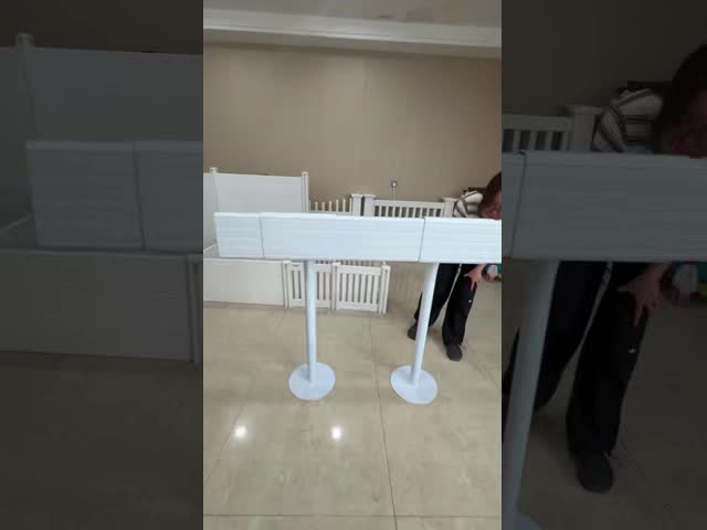 PVC Horse Fence 1.5m High Horse Riding Arena Fencing For Horse Racing