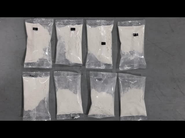 Electric Spice Chili Garlic Powder Filling Packing Machine For Small Sachet