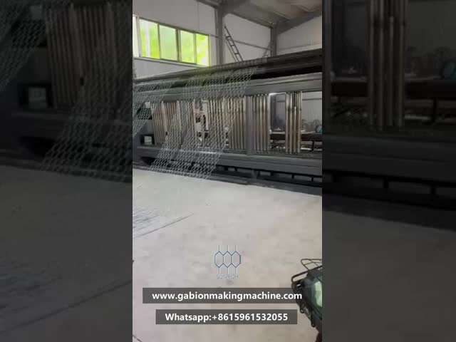 Mesh Size 80x100mm Gabion Machine With Servo Motor  Control System for River training projects