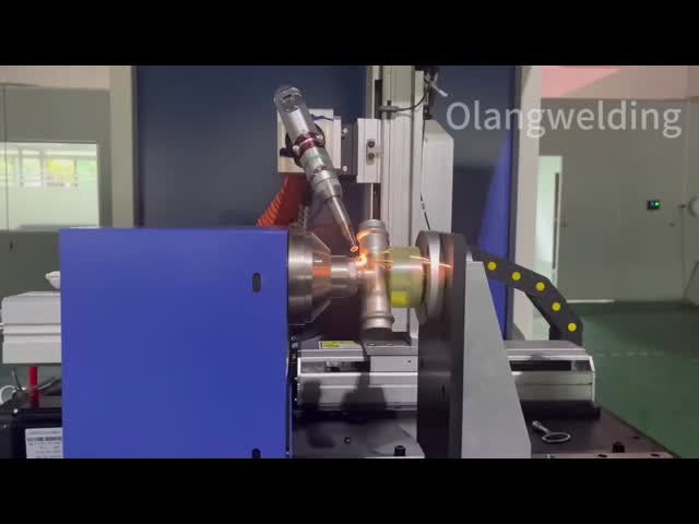 1500W Fiber Laser Welding Equipment 1064nm Water Cooling