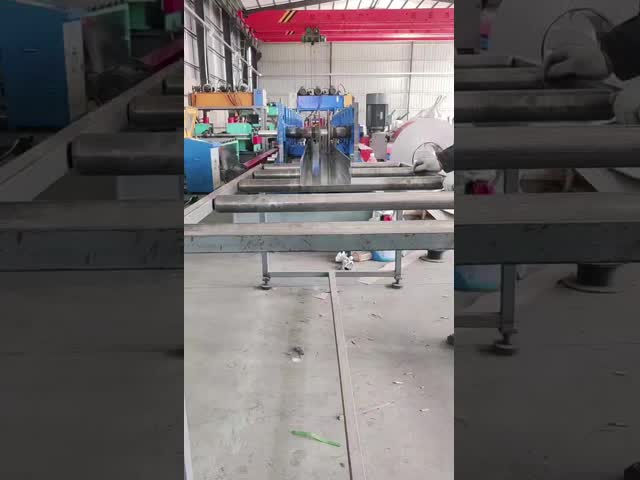 Silvery Cold Roll Forming Ladder Type Cable Tray Standard Sizes Hold Down Clamp Width 50-1000mm