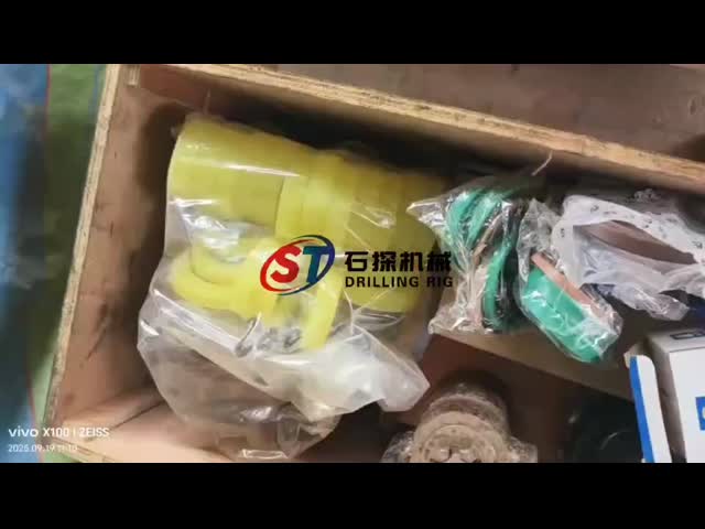 Iron / Steel Water Well Drilling Rig Components Diameter 57mm ~ 65mm Fork