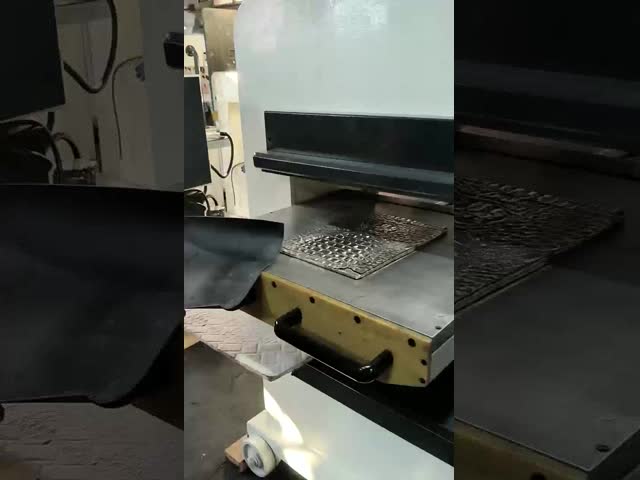 120Ton Inteligent Hydraulic Vamp Upper PU Leather Bag LOGO Heat Press Leather Embossing Machine