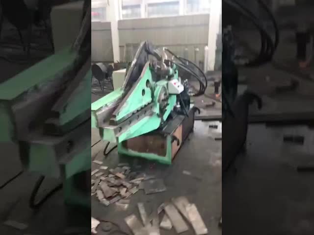 Flexible 63t Hydraulic Metal Baler 1200kN For Demolition Companies