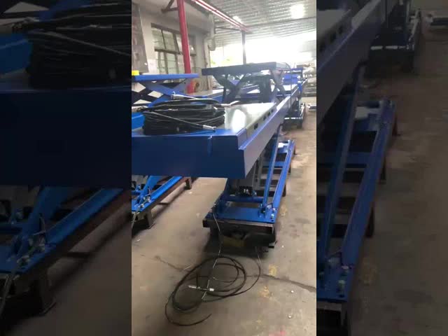 Full Rise Automotive Scissor Lift 1850mm Lifting Height With Pneumatic Safety Lock