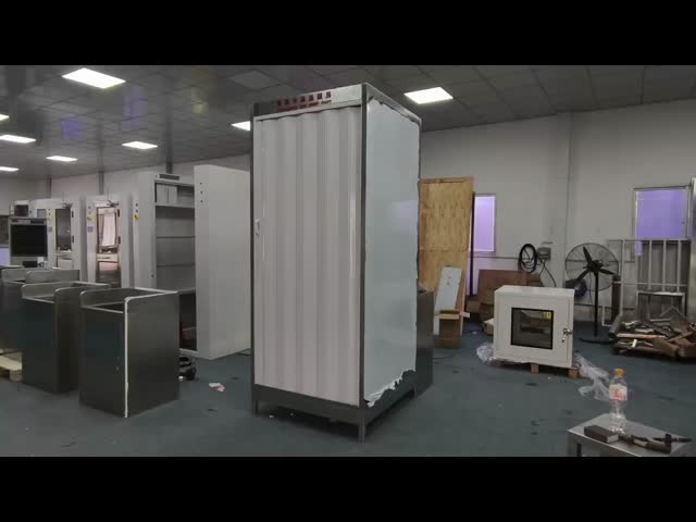 Emergency Safety Shower & Eyewash Room – Stainless Steel Enclosure