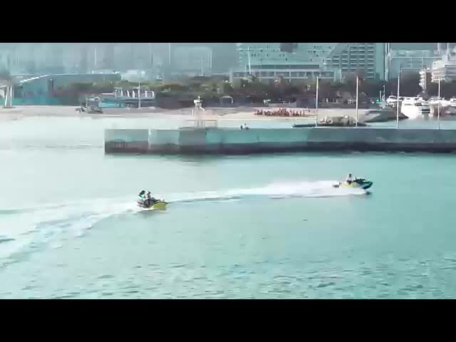 Water sports motorboat towing inflatable drag ring, inflatable sofa towing water skiing surfing ring, imported water banana boat