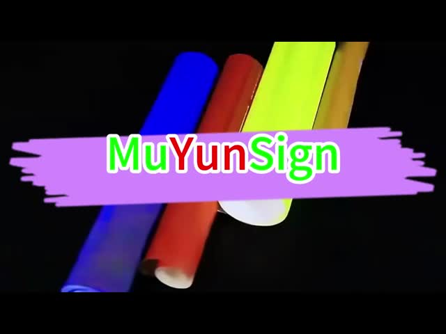 Engineering Grade Reflective Plastic Sheeting Self Adhesive Vinyl Roll