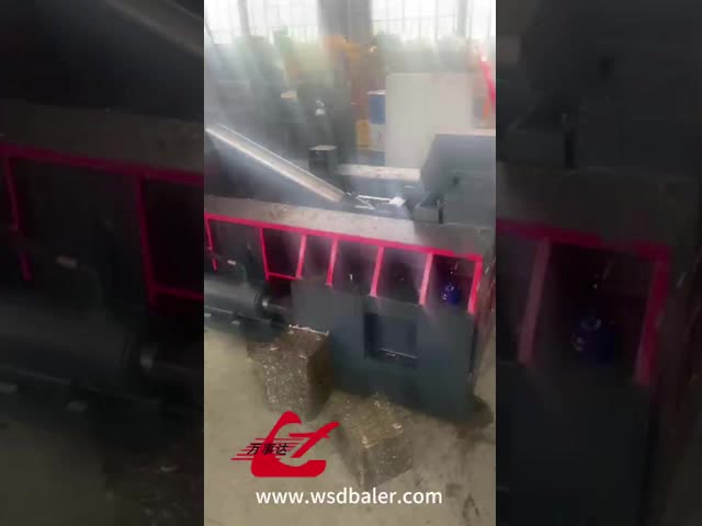 2500kN Hydraulic Scrap Shear Metal Baling Press Machine 60kW Scrap Processing
