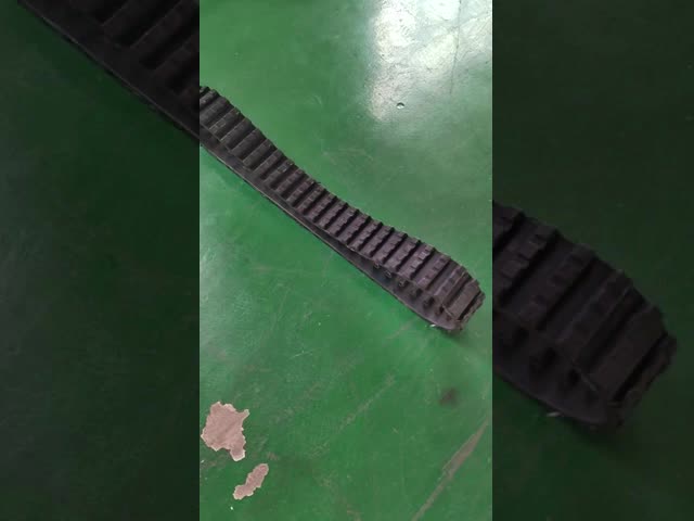 Anti - Slip Robot Rubber Tracks Metal Inside Size 60 X 15 Adjustable Length