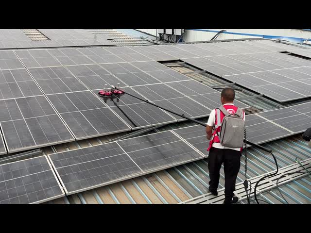 Angle Adjustable Solar Panel Cleaning Tools 360RPM Water Solar Cleaning Double Disc