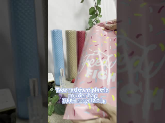 Heavy Duty Recyclable T Shirt Bags For shipping 30x40cm T Shirt Storage Bags