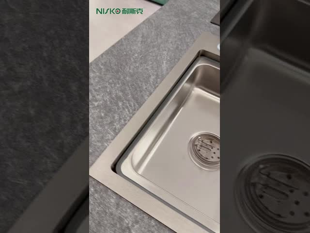 Built In Single Bowl Kitchen Sink Drain Baskets With Spray Faucet