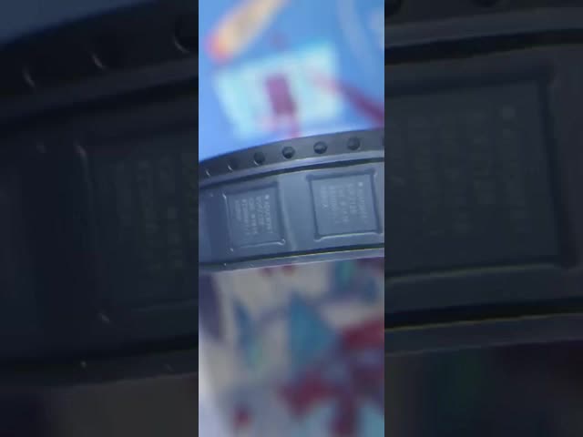 ADUCM361BCPZ128 single-channel 128kB ADC low-power precision analog microcontroller chip