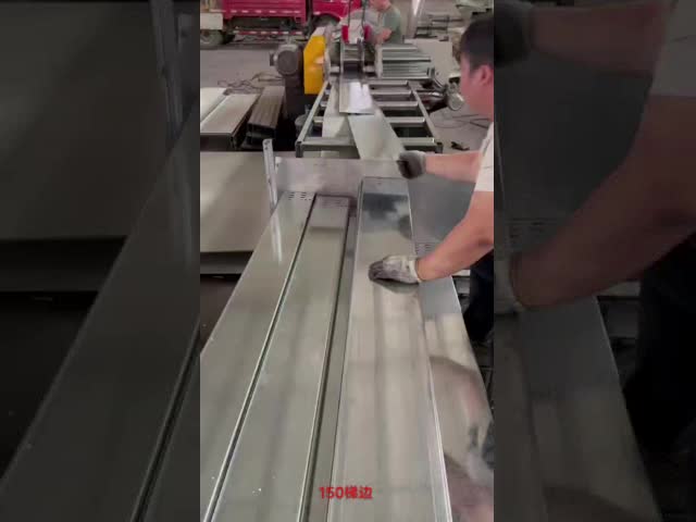 Multi Purpose Molded Trough Cable Tray Bridge Bottom Box Type Cable Tray