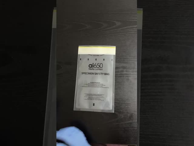 95kpa Biohazard Bags With Absorbent Sleeve Transport Bags For Medical Sample Disposal