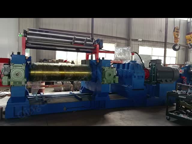 32 Inch XK-810 Two-Roll Rubber Mixing Mill with Stock Blender