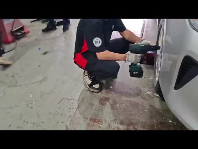 One-click brake fluid changer adjustable pressure universal for all vehicles