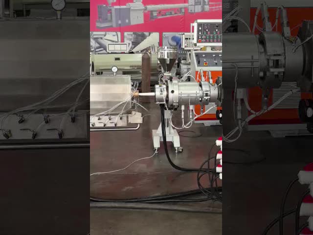 High Output PVC/PP/PE Single Screw Extruder / Water Supply Drainage Pipe Extrusion Making Machine