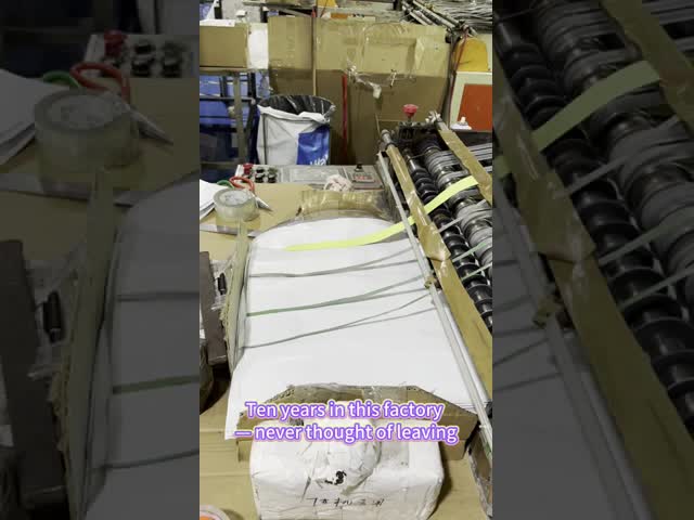 Water-Resistant Honeycomb Paper Mailer with Customizable Width and Thickness for Eco-Friendly Packaging