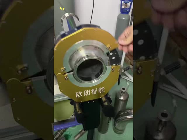 Closed pipe automatic welding-applied to automatic welding of cooling pipelines