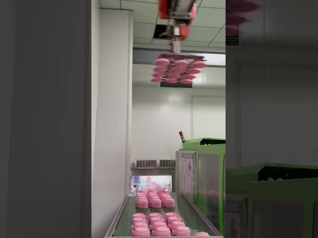 Round Plastic Drinking Cup Cover Plastic Cup Lid in multiple sizes to accommodate different cup diameters and beverage types