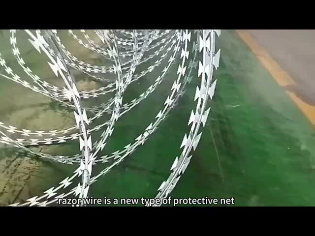 BTO-22 Hot Dipped Galvanized Steel Concertina Razor Wire with Welded Mesh for Security Fencing and Easy Installation