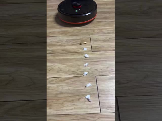 App Control House Cleaning Robot Self Charging With 300ml Dust Collection Box