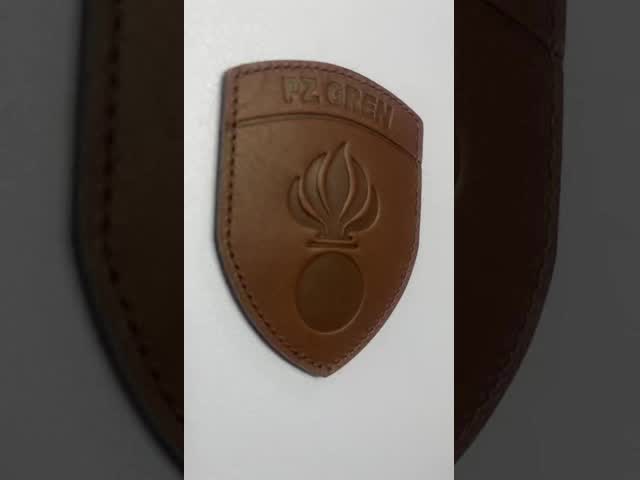 Find the Perfect Jeans Leather Label for Your Customized Products