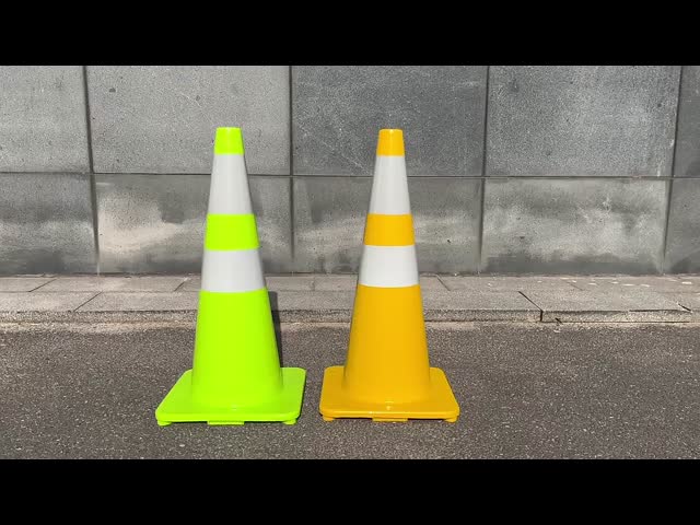 Green/Yellow Traffic PVC Cones Barriers White High Reflective Film 70cm Plastic Road Safety Flexible Cones